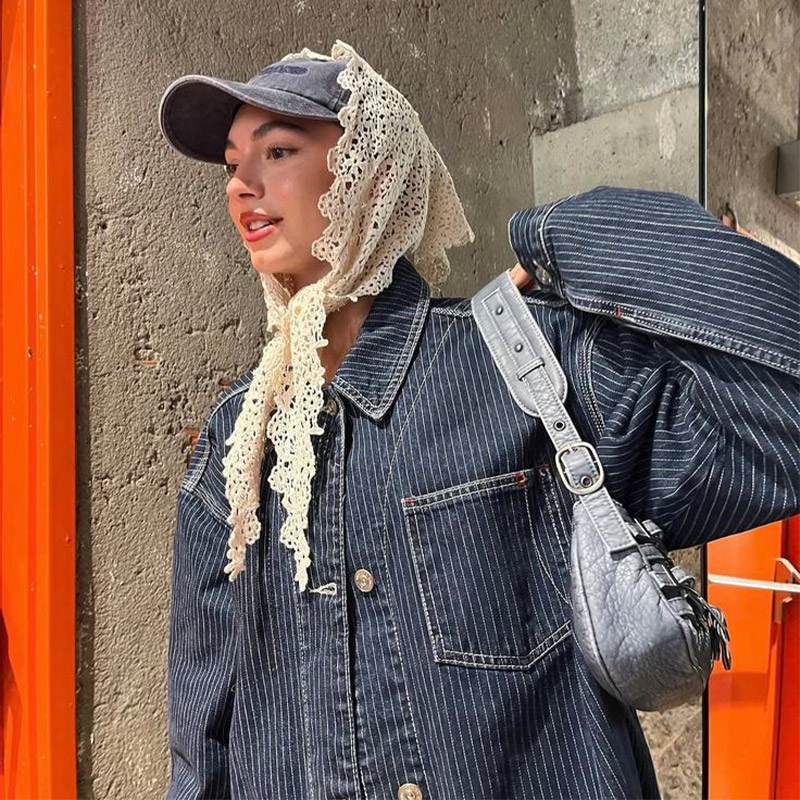 Vintage Fashion Looks - 크로셰 레이스 삼각 스카프 빈티지 속이