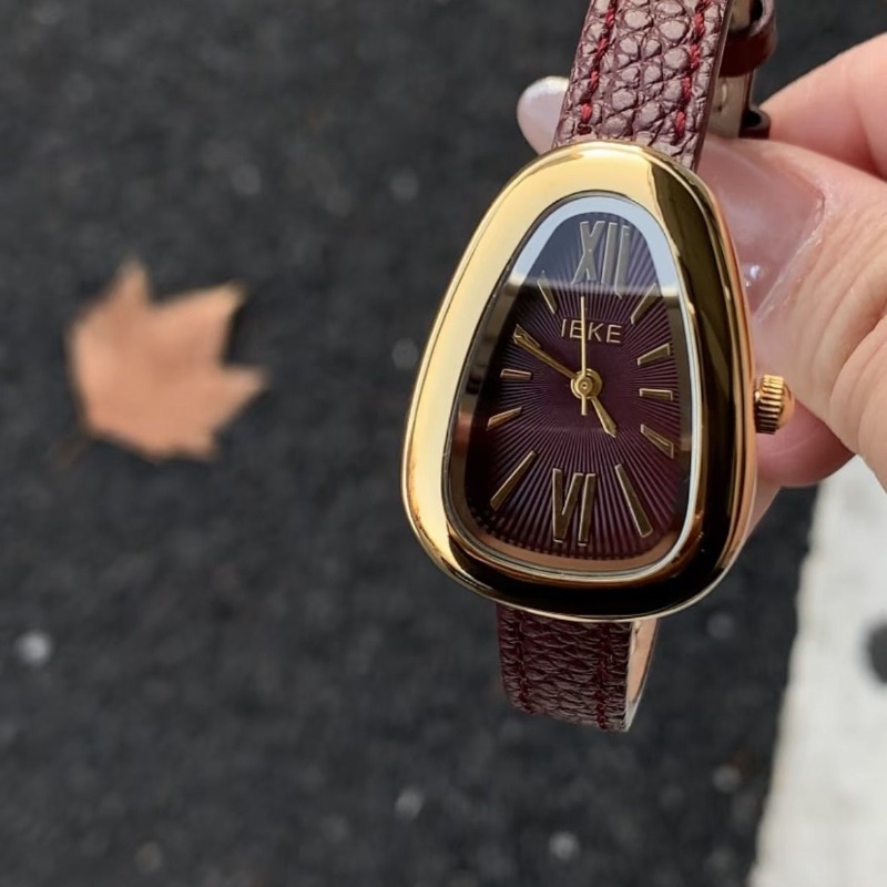 LEKE 앙콜라 레드 빈티지 패션 스네이크헤드 시계 니 - Vintage Fashion Watches 리뷰 및 가격